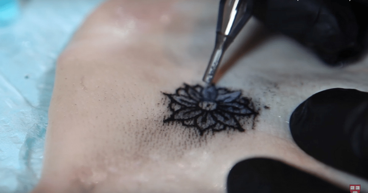 ideiasnutritivas.com - Tatuagem para diab&eacute;ticos que muda de cor quando os n&iacute;veis de glicose no sangue se alteram