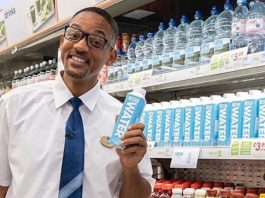 Will e Jaden Smith lançam água de caixinha com plástico plant-based!