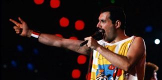 FREDDIE MERCURY ENVIA CESTAS DE NATAL PARA AFILHADOS E AMIGOS ATÉ HOJE FREDDIE MERCURY ENVIA CESTAS DE NATAL PARA AFILHADOS E AMIGOS ATÉ HOJE