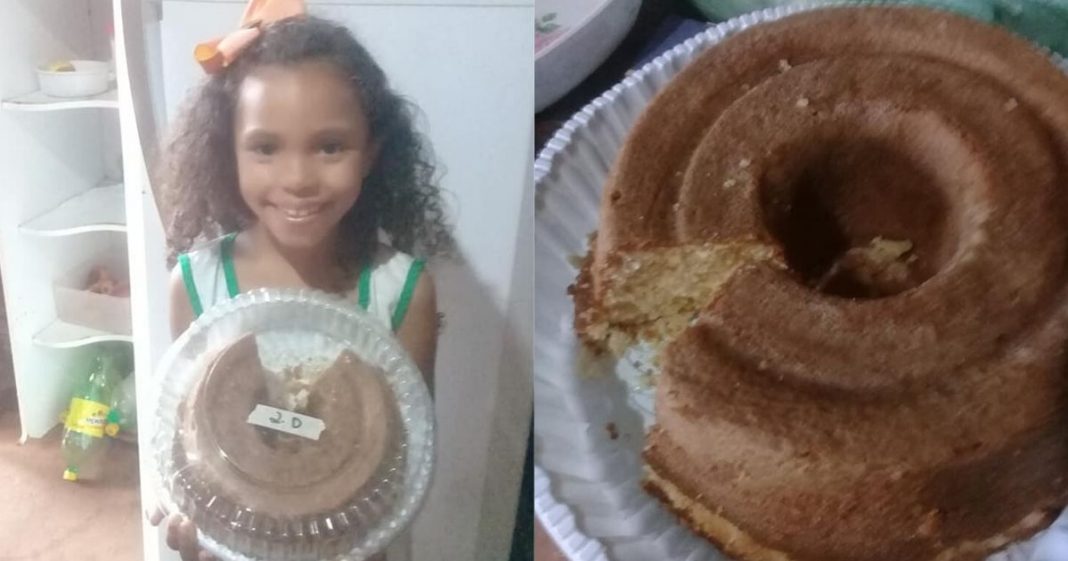 Mãe desabafa após filha voltar com bolo quase inteiro de festinha na escola