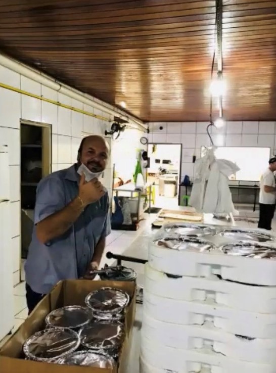 Churrascaria doa marmitas aos caminhoneiros que sofrem devido a pandemia ideiasnutritivas.com - Churrascaria doa marmitas aos caminhoneiros que sofrem devido a pandemia
