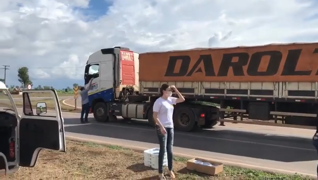 Churrascaria doa marmitas aos caminhoneiros que sofrem devido a pandemia ideiasnutritivas.com - Churrascaria doa marmitas aos caminhoneiros que sofrem devido a pandemia