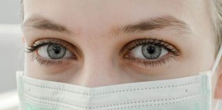 Coronavírus: Pare agora de tocar seu rosto com esses 5 truques Coronavírus: Pare agora de tocar seu rosto com esses 5 truques