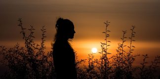 Ter uma vida simples não é apenas um estilo de vida, mas uma necessidade Ter uma vida simples não é apenas um estilo de vida, mas uma necessidade