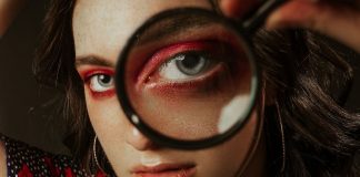 DESCUBRA SE O SEU PARCEIRO ESTÁ LHE DIZENDO UMA MENTIRA DESCUBRA SE O SEU PARCEIRO ESTÁ LHE DIZENDO UMA MENTIRA