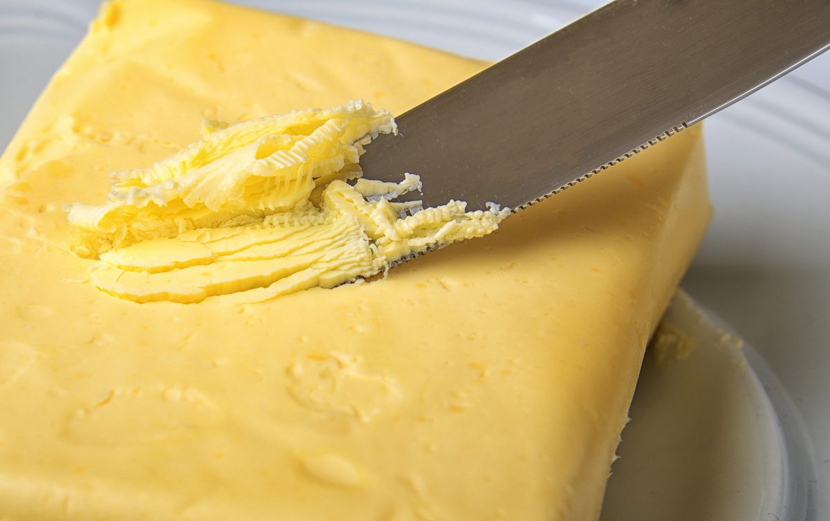 butter 4872620 1920 scaled - Desvende 7 mitos sobre alimentos que você consome e acredita que são verdadeiros