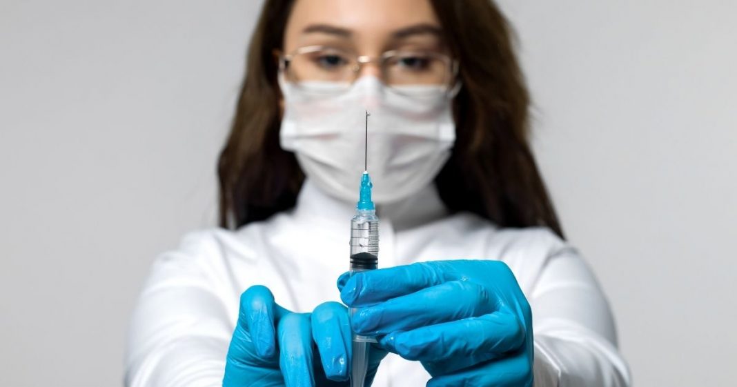 Brasil vai testar vacina contra HIV e busca voluntários para a pesquisa na USP