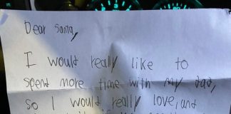 Criança escreve carta emotiva para o Papai Noel que deixa seu pai em lágrimas Criança escreve carta emotiva para o Papai Noel que deixa seu pai em lágrimas
