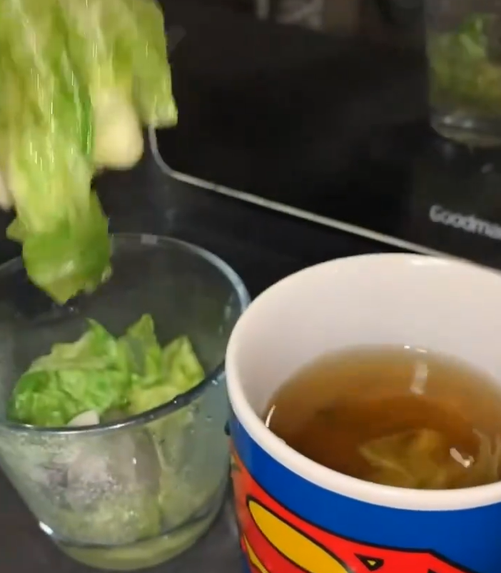 Chá de Alface ajuda a dormir? Este incrível truque do sono é sucesso no TikTok! ideiasnutritivas.com - Chá de Alface ajuda a dormir? Este incrível truque do sono é sucesso no TikTok!