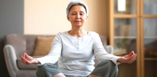 Meditar pode ser mais eficaz que medicamentos em pacientes com Alzheimer, indica estudo Meditar pode ser mais eficaz que medicamentos em pacientes com Alzheimer, indica estudo