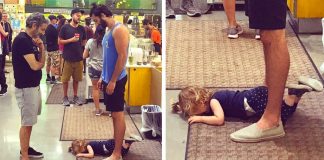 Pai e avô dão uma lição de como lidar com as birras dos nossos filhos com paciência e tranquilidade Pai e avô dão uma lição de como lidar com as birras dos nossos filhos com paciência e tranquilidade