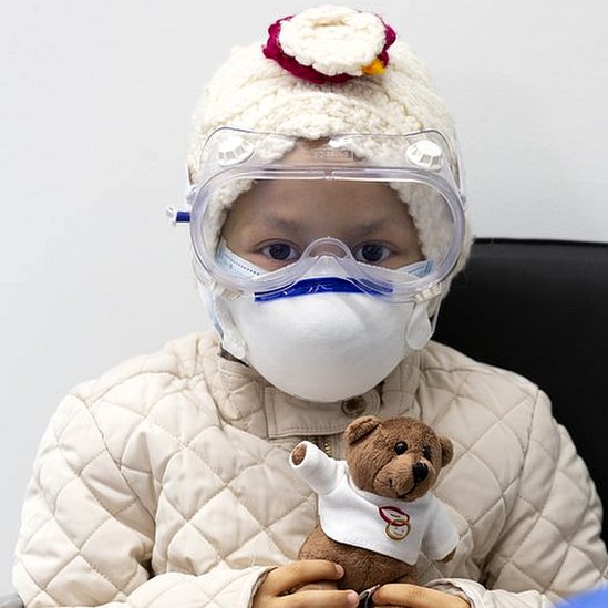 Terapia pioneira conseguiu 'apagar' tumor cerebral de menina de 7 anos ideiasnutritivas.com - Terapia pioneira conseguiu 'apagar' tumor cerebral de menina de 7 anos