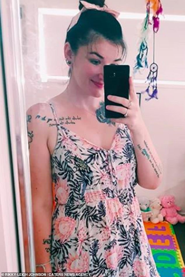 Essa mãe deixa ex que a chamava de "porca gorda", emagreceu 93 Kg e tem outro namorado ideiasnutritivas.com - Essa mãe deixa ex que a chamava de "porca gorda", emagreceu 93 Kg e tem outro namorado