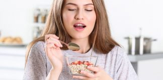 A ciência explica o que acontece com seu corpo quando você come farinha de aveia todos os dias A ciência explica o que acontece com seu corpo quando você come farinha de aveia todos os dias