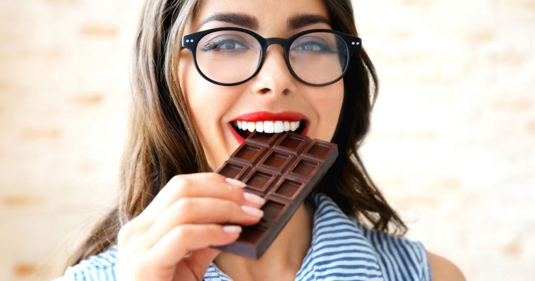 Será que comer chocolate pode te deixar mais inteligente?